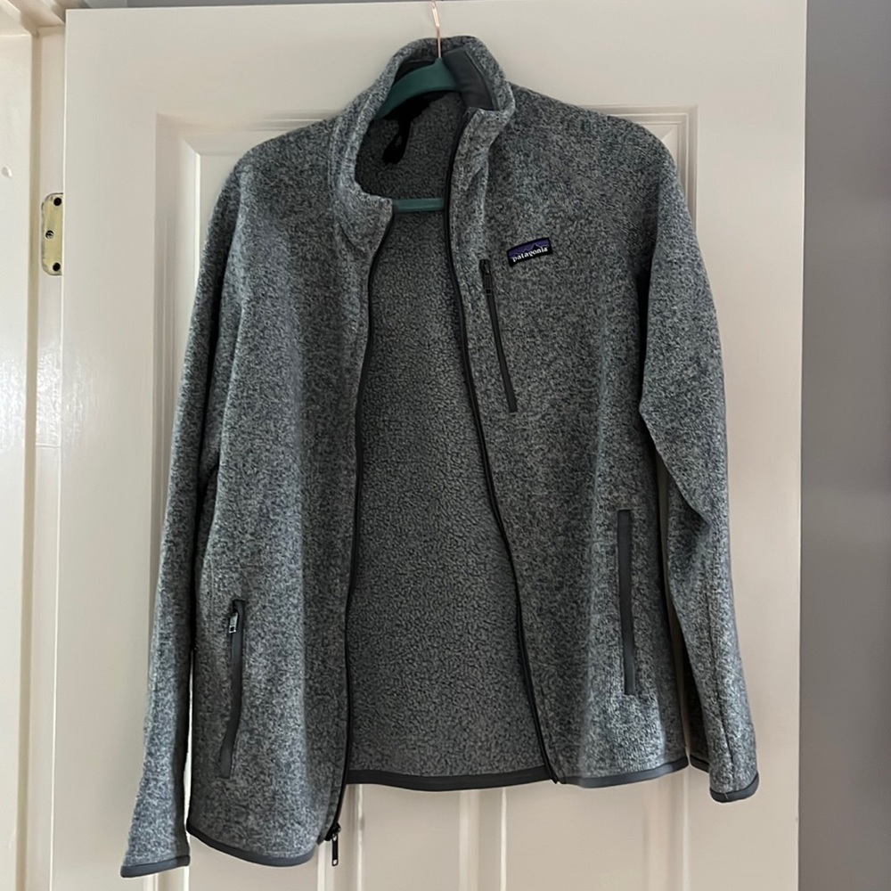 Patagonia Men’s zip up fleece